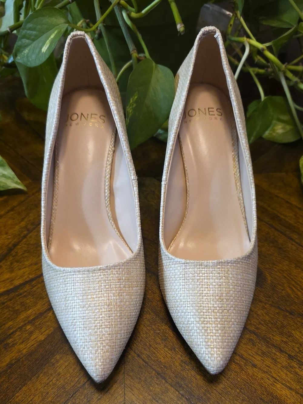 Jones New York Bevery Cream Pointed-Toe Pumps
